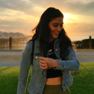 Meet your Posher, Nadine